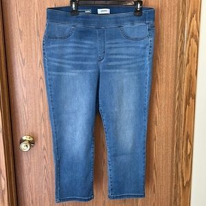 Sonoma Stretch Pull on Capri